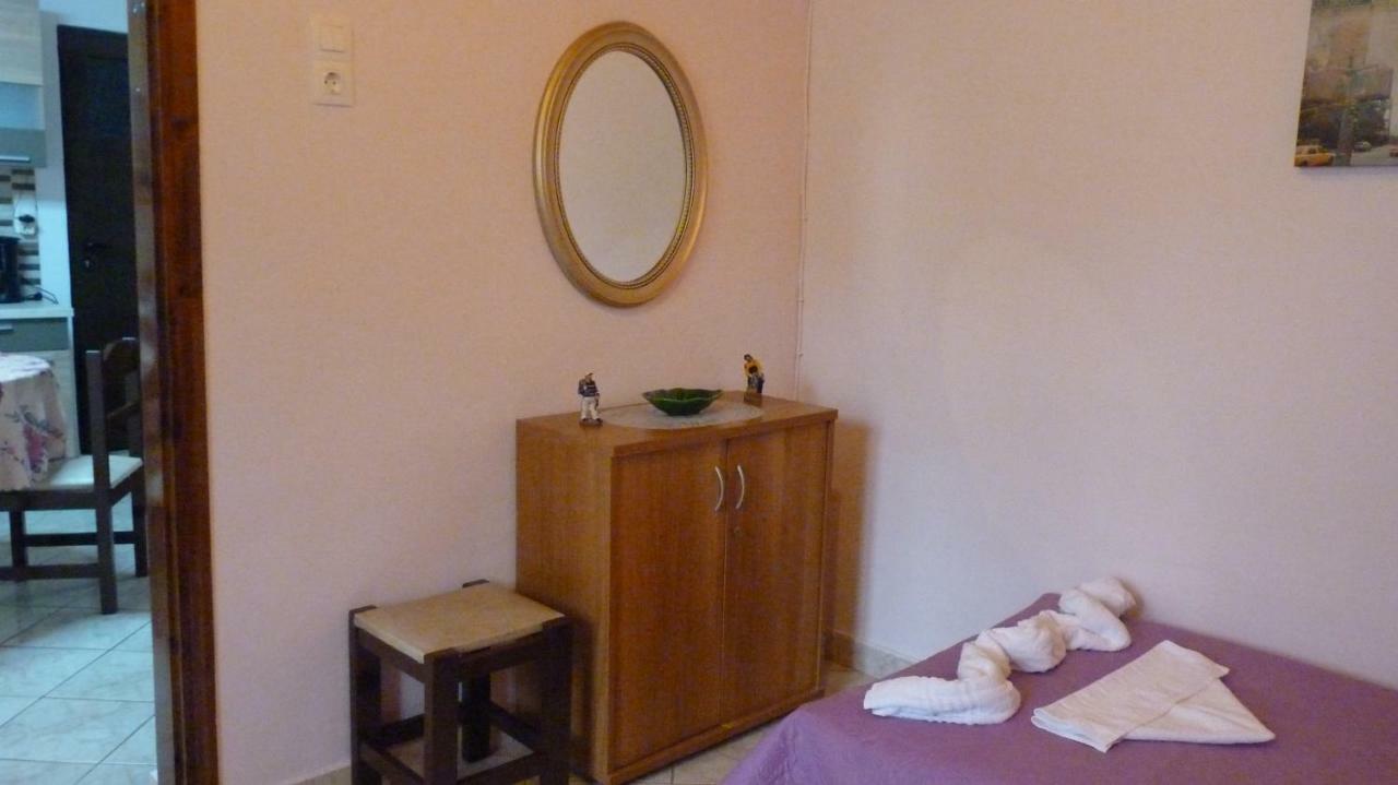 Gramvousa'S Filoxenia Apartment Kíssamos Eksteriør billede