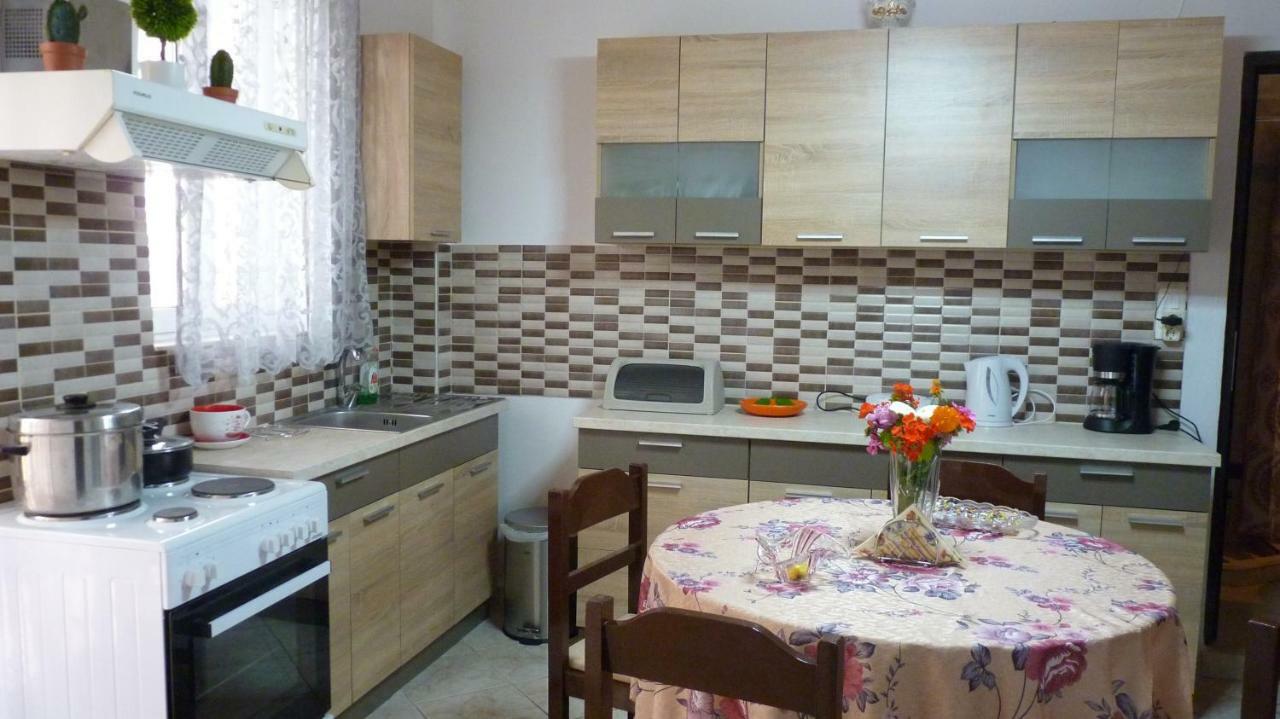 Gramvousa'S Filoxenia Apartment Kíssamos Eksteriør billede